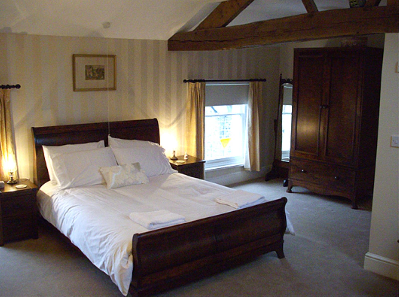 Coach & Horses Bed and Breakfast - CoachAndHorses4Owl.jpg