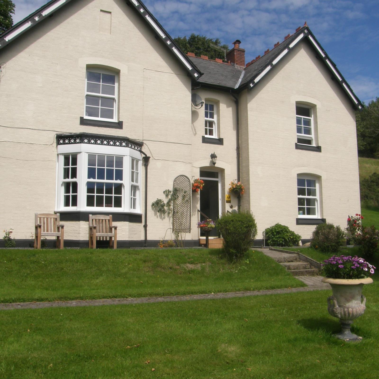 The Old Vicarage Llangurig - TheOldVicarageLlangurig1.jpg